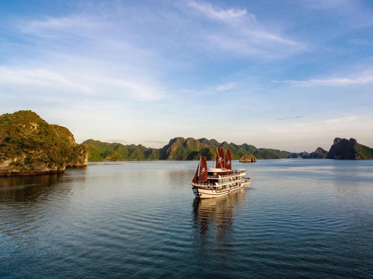 Отель V'Spirit Cruise Халонг Экстерьер фото
