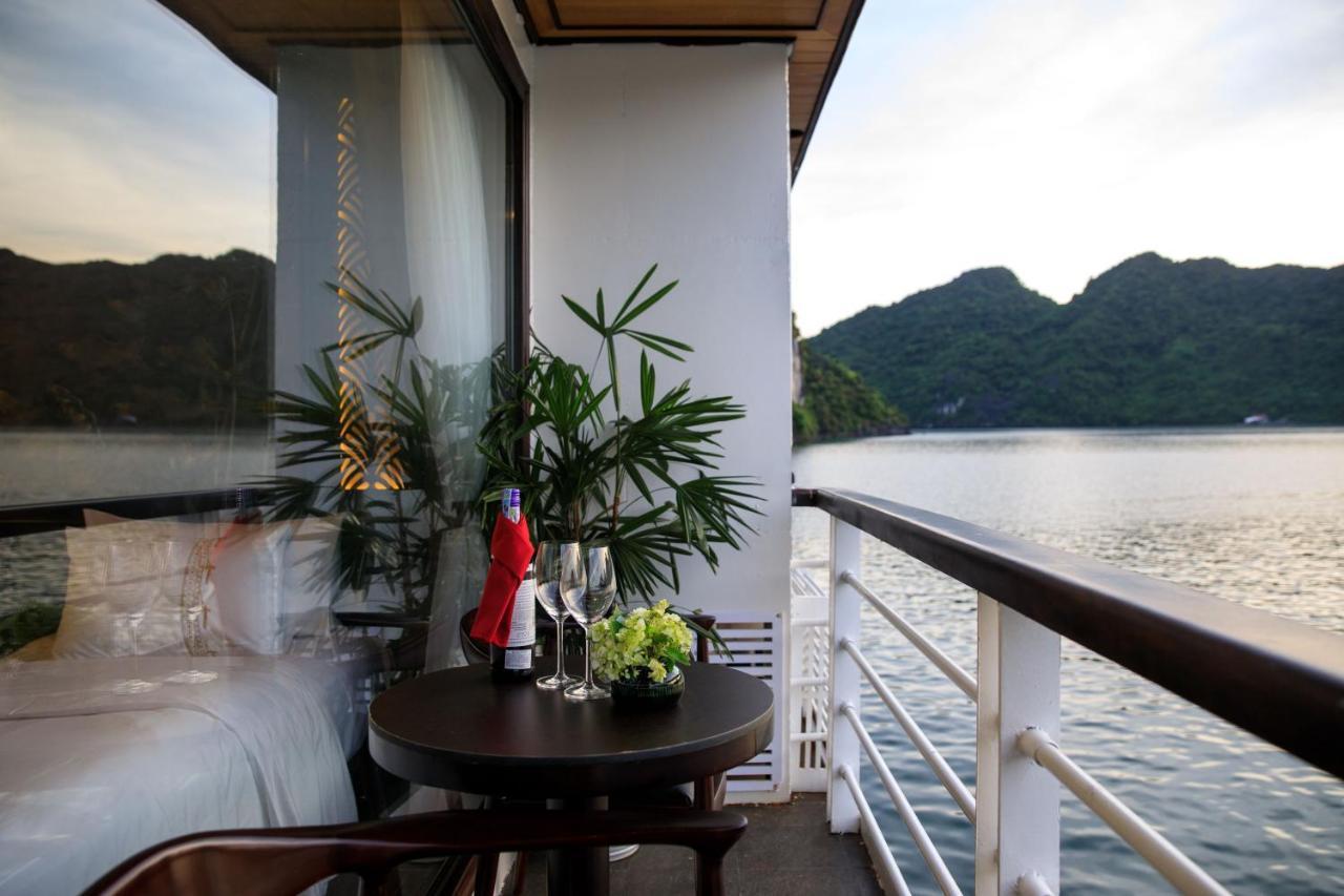 Отель V'Spirit Cruise Халонг Экстерьер фото