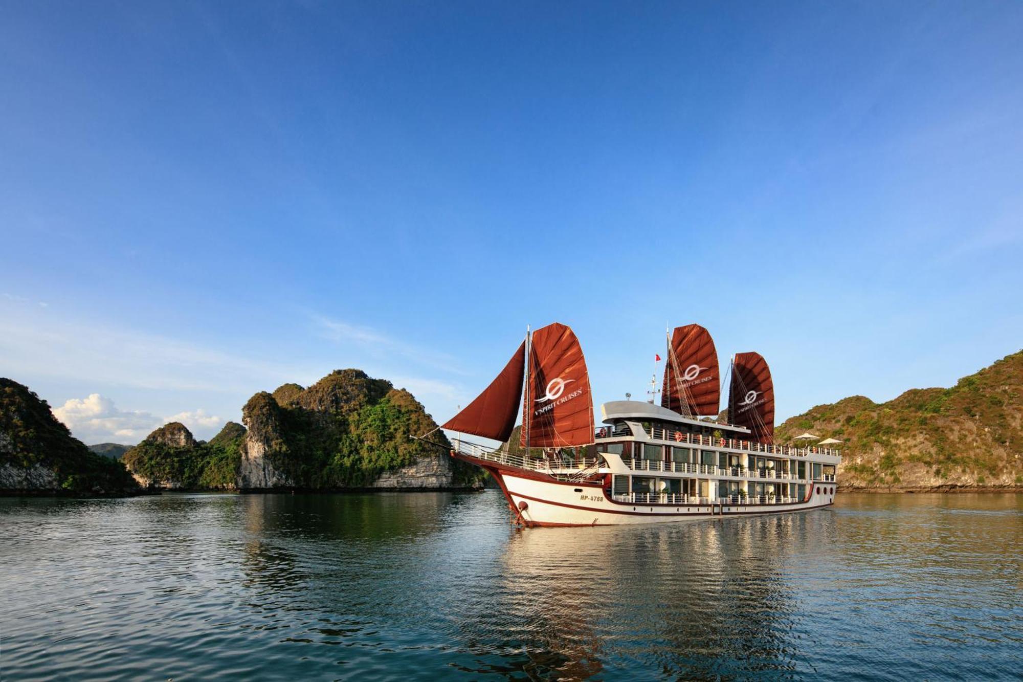 Отель V'Spirit Cruise Халонг Экстерьер фото